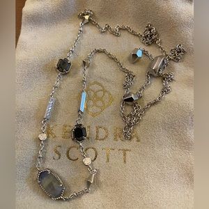 Kendra Scott necklace in silver